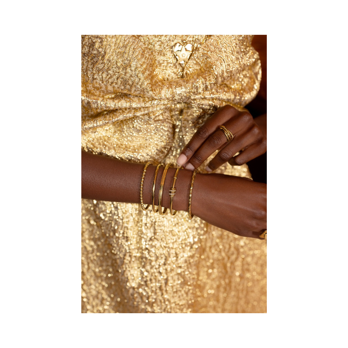 Bangle with chain - 1200 Gold