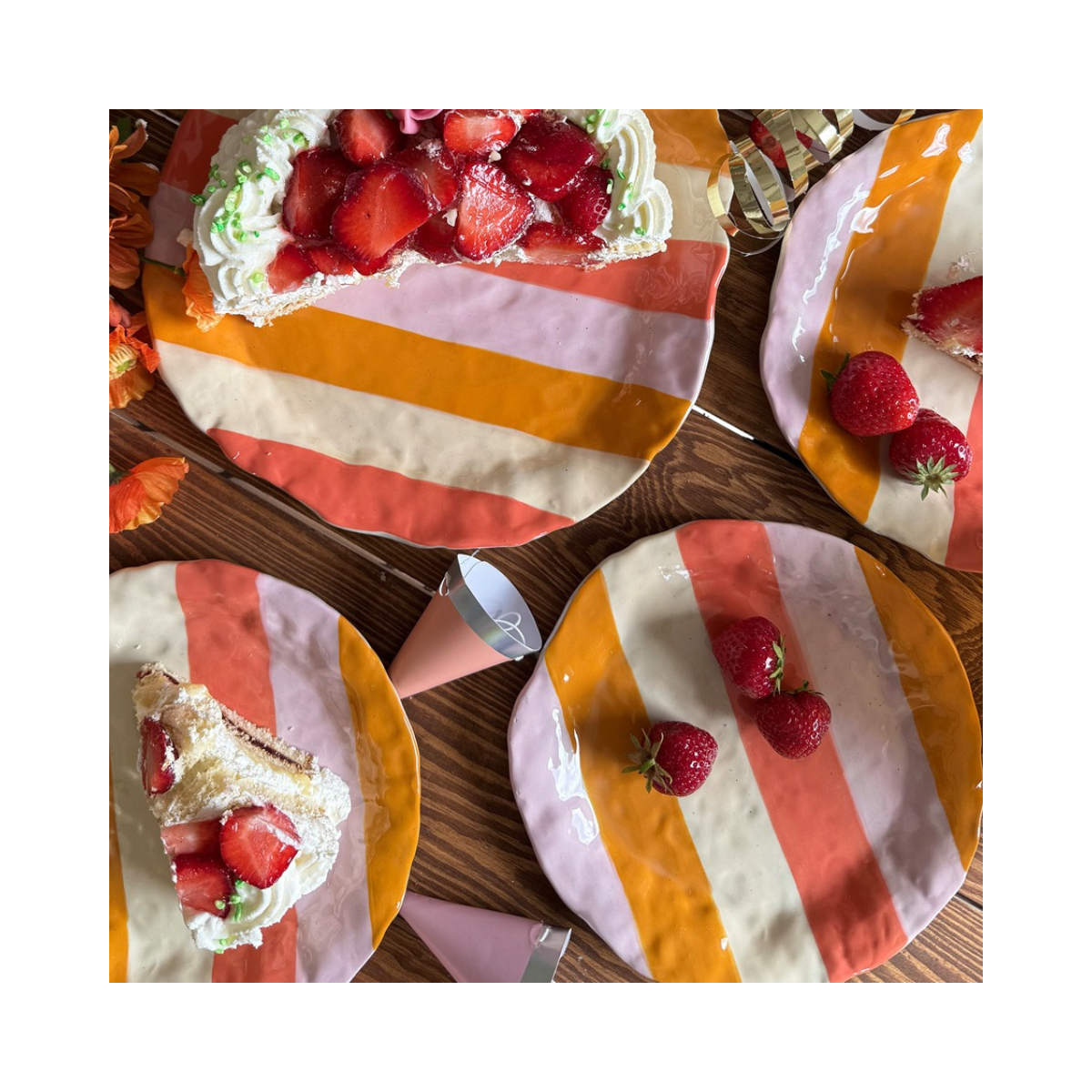 Dinner Plate Kalas - -