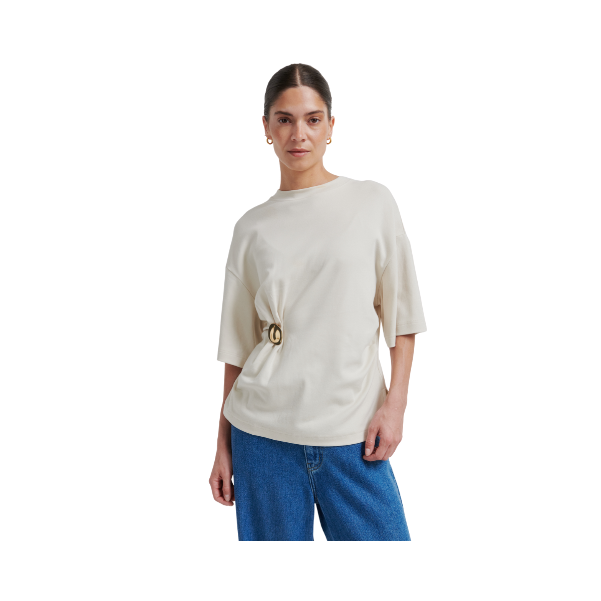 Enora Brooch Tee - Soft Beige