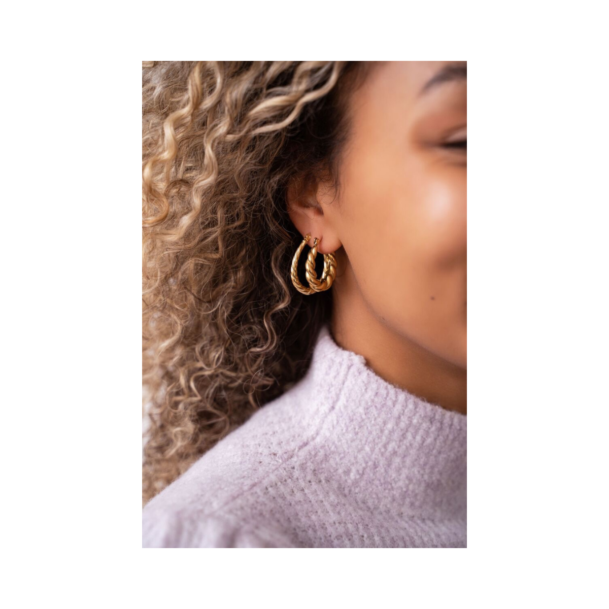 Ooringen ovaal gedraaid - 1200 Gold