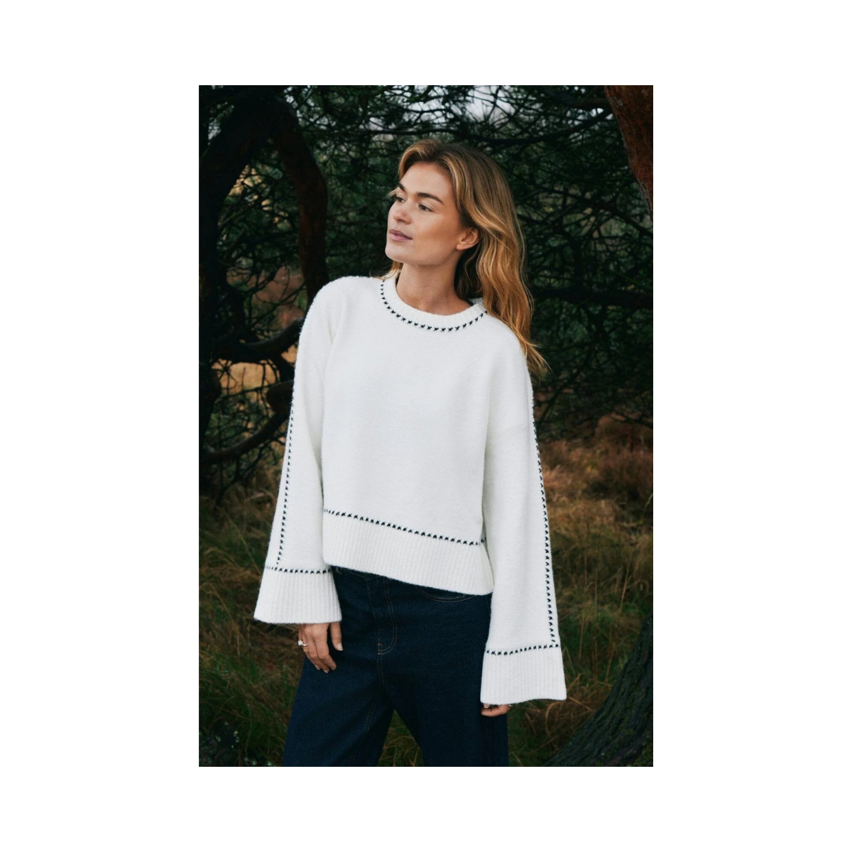 Roeme Knit Stitch Blouse - White