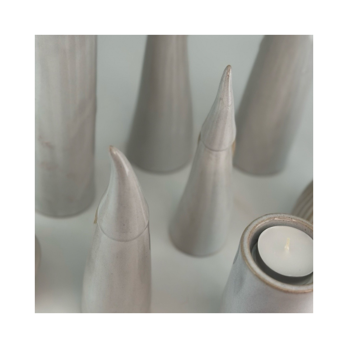 Santa Kotte - White