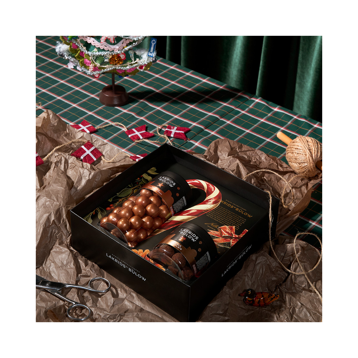 Black Winter Box Regular - Caramel & Double Chocolate