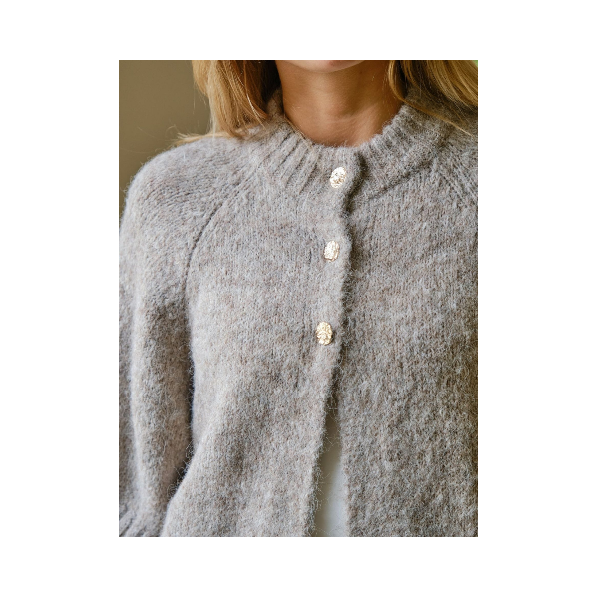 Benuta Fluffy Knit Cardigan - 976 Beige Melange