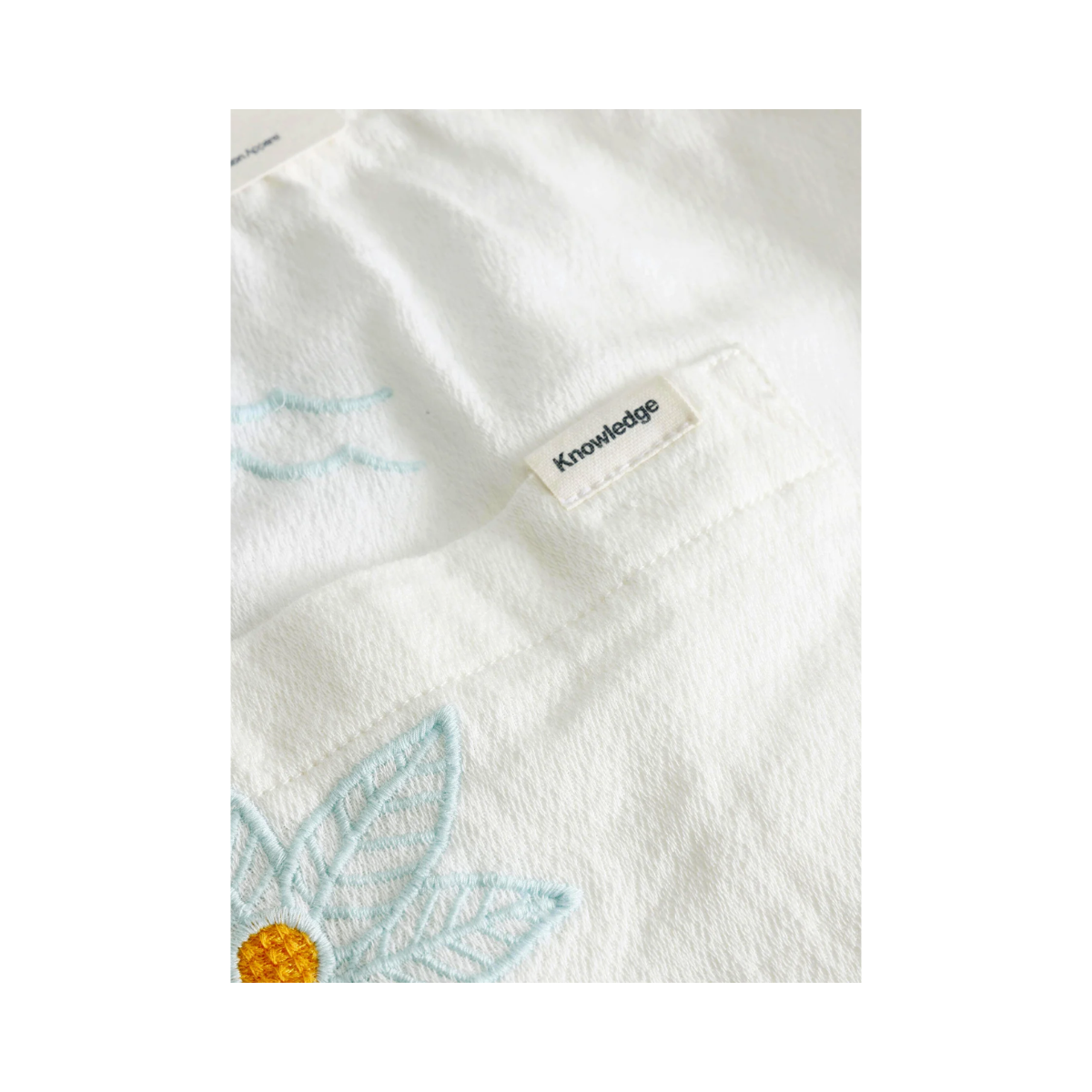 Fig Loose With Embroidery Shorts - Egret