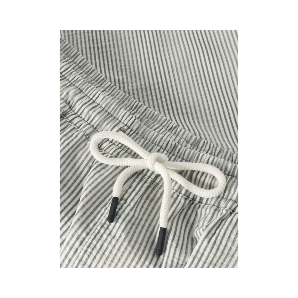 Mid-Thigh Stripe Seersucker Swimshorts - Green stripe