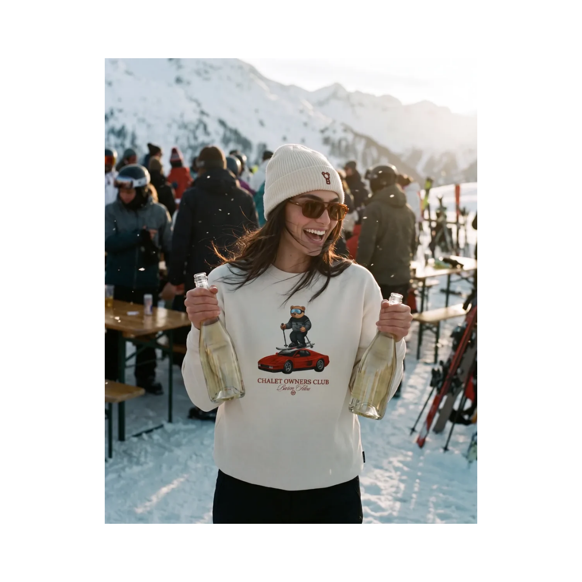 Owners Club Skiing - off-white