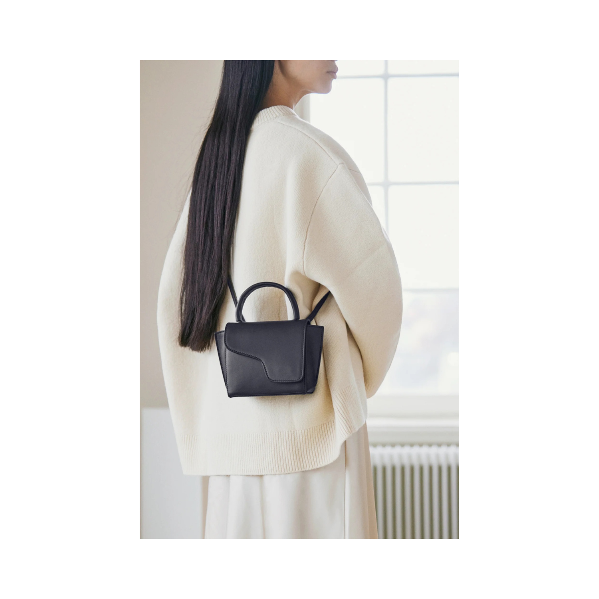 Montalcino Leather Mini Handbag - 900 Black