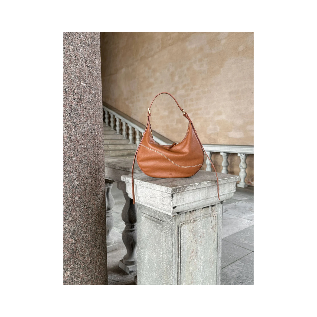 Liveri Leather Small Hobo Bag - 1043 Brandy
