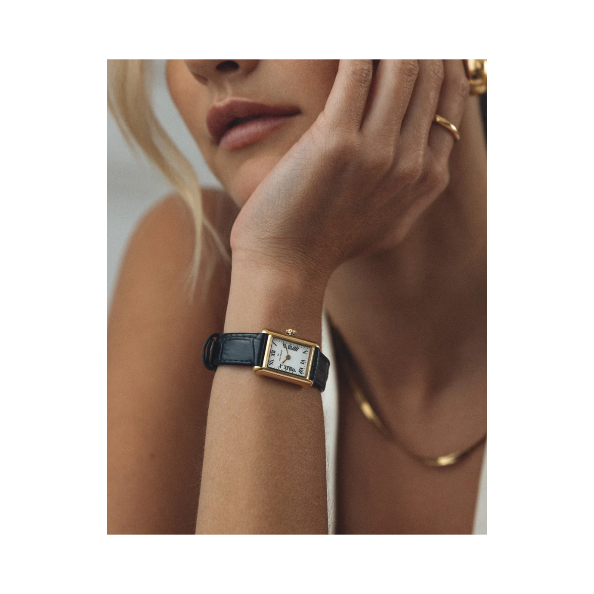 Timeless Black Leather Gold Watch - Gold