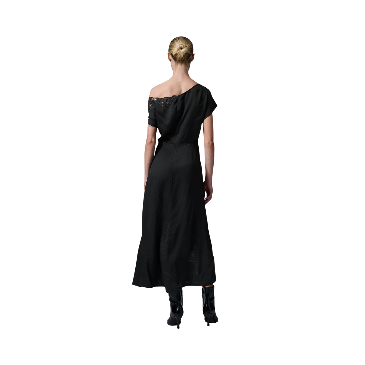 Mary - Black