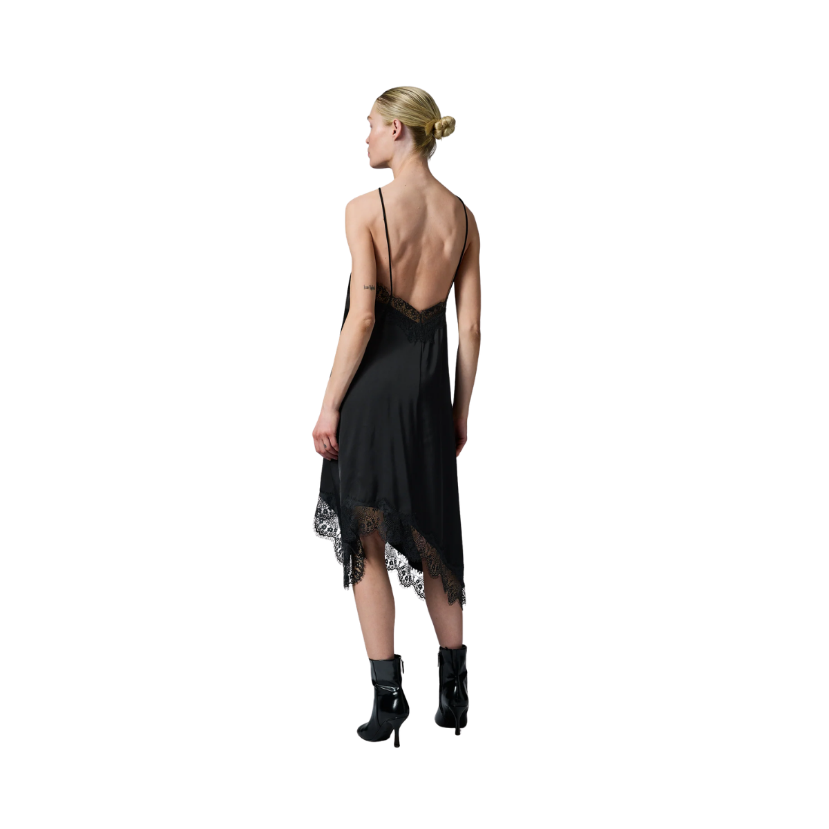 Umali - Black