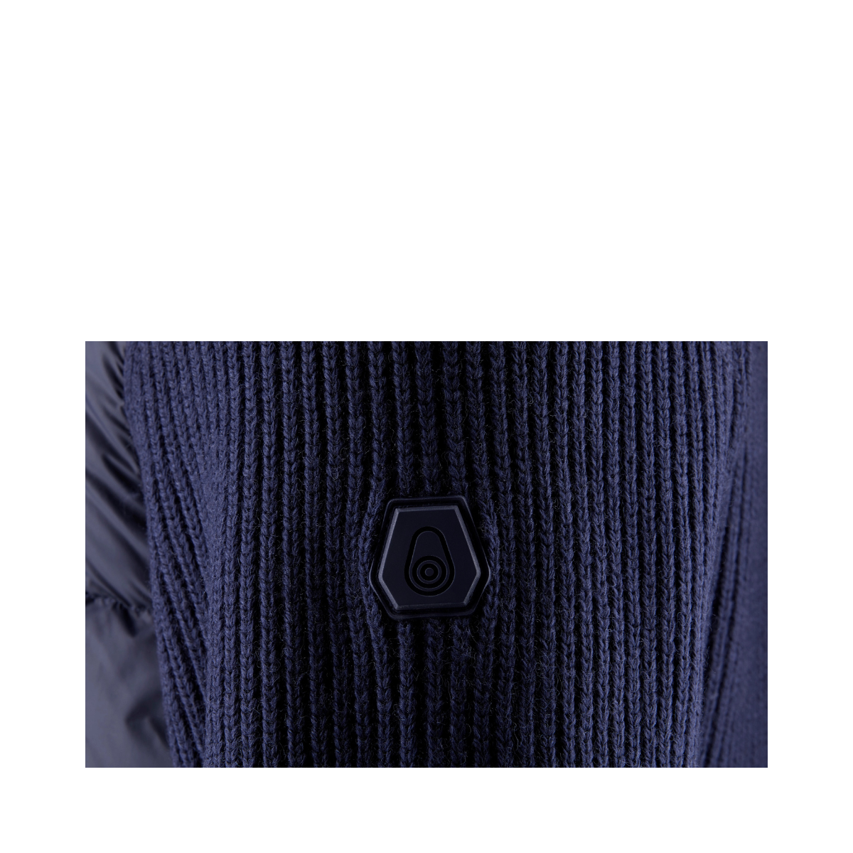 Ridge Knitted Hybrid - 698 Dark Navy