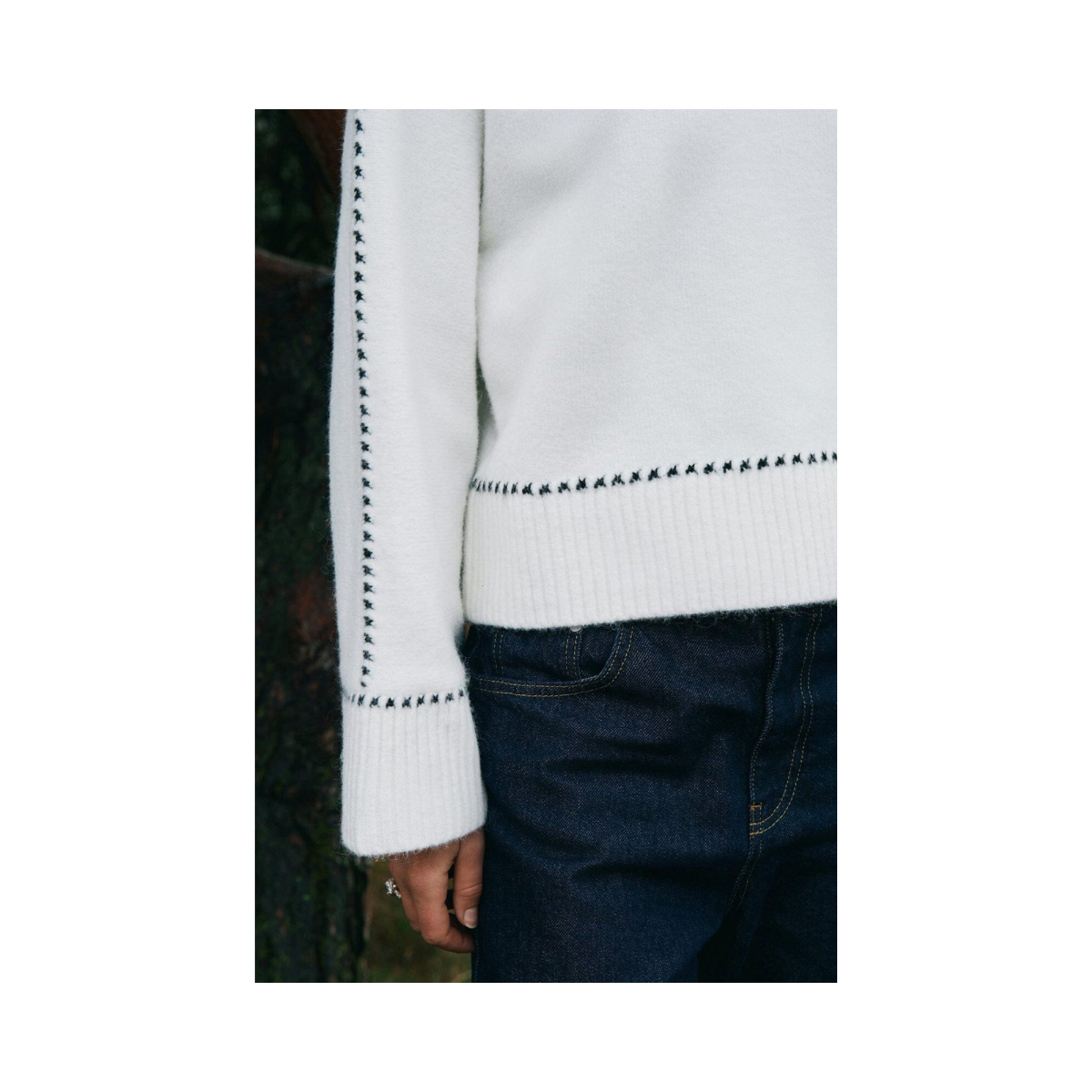 Roeme Knit Stitch Blouse - White