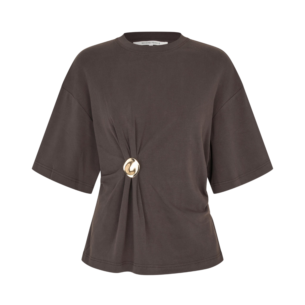 Enora Brooch Tee - Chocolate Torte