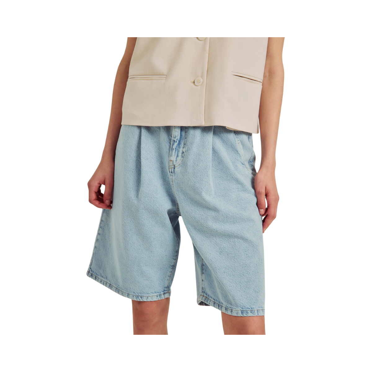 Kenzie pleat long shorts - Light blue wash