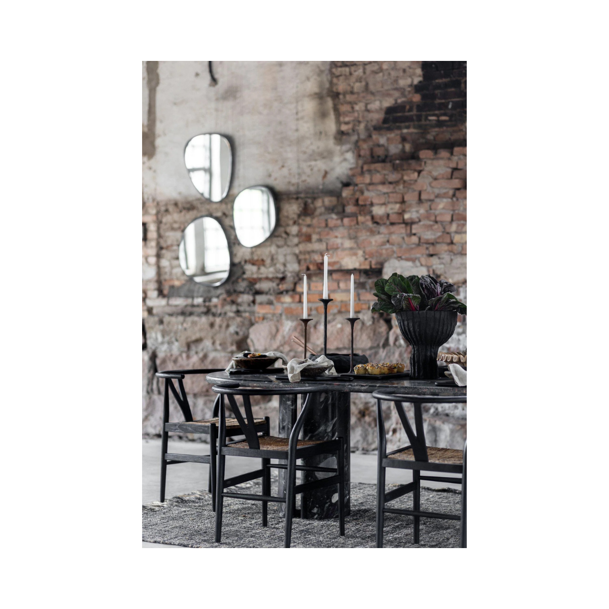 Aria Spegel - Black