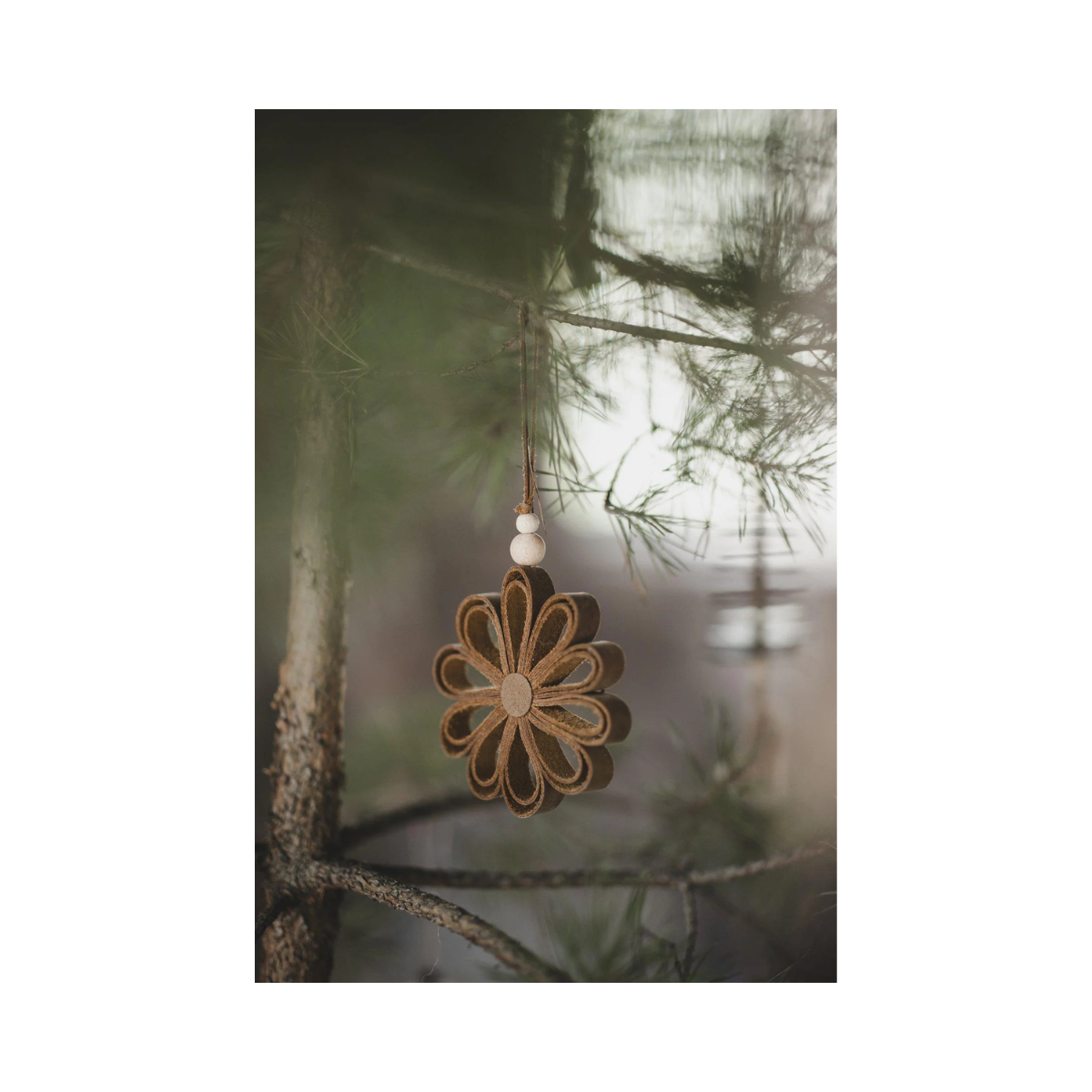 Ornament Flower Julgransdekoration - Mid Brown