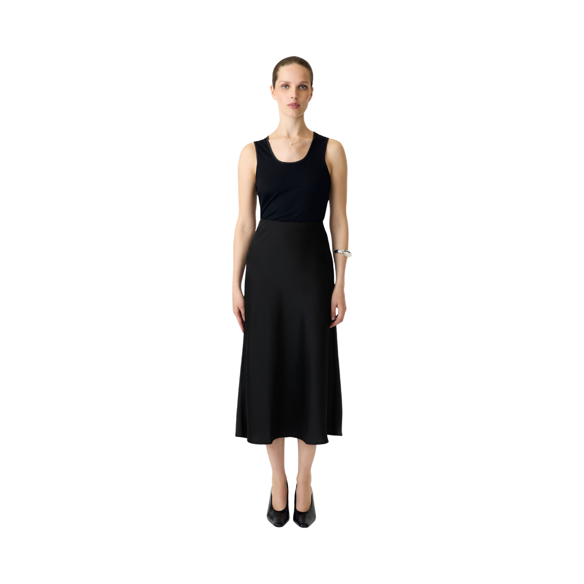 YASPella Highwaist Midi Skirt - Black