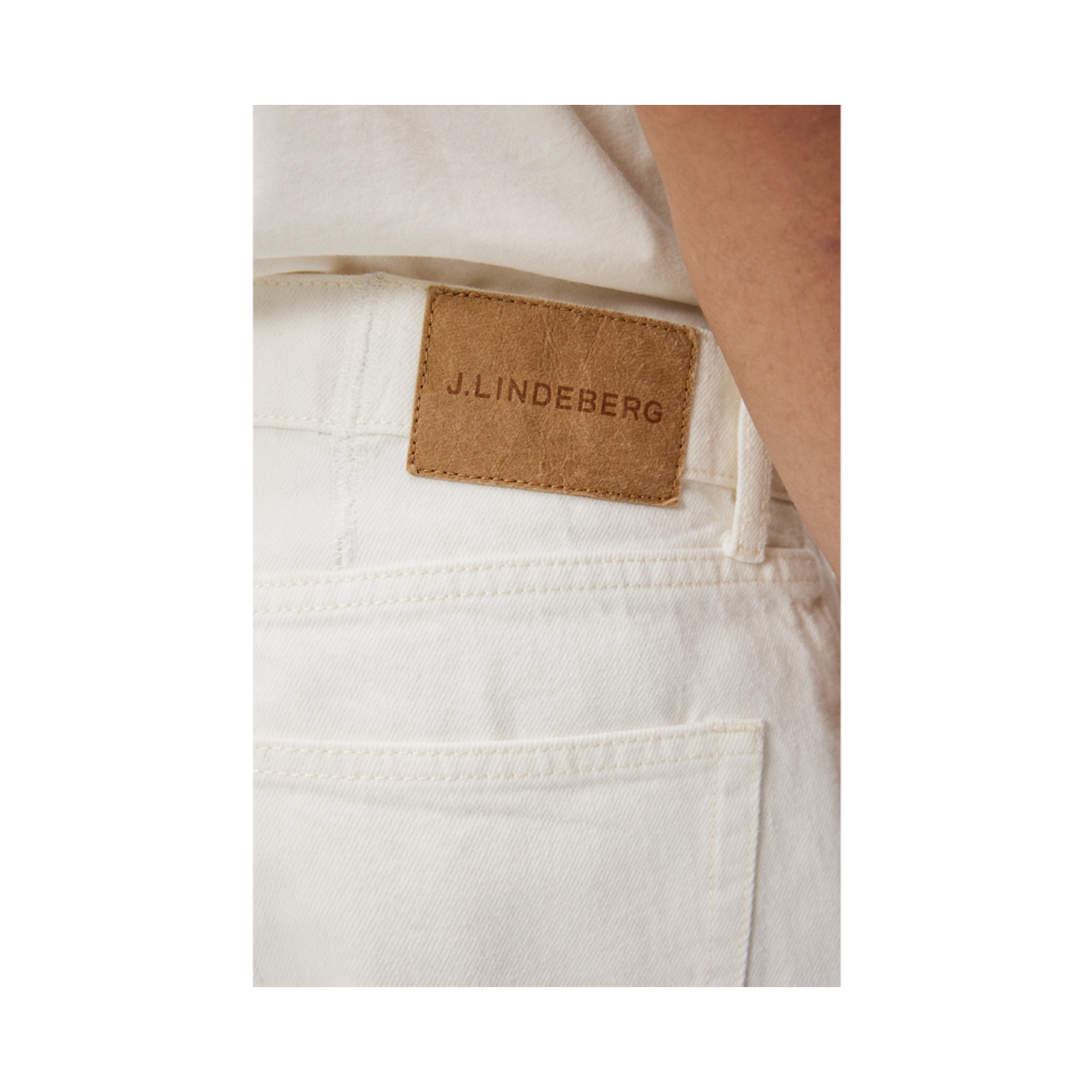 Cody Solid Regular Jeans - White