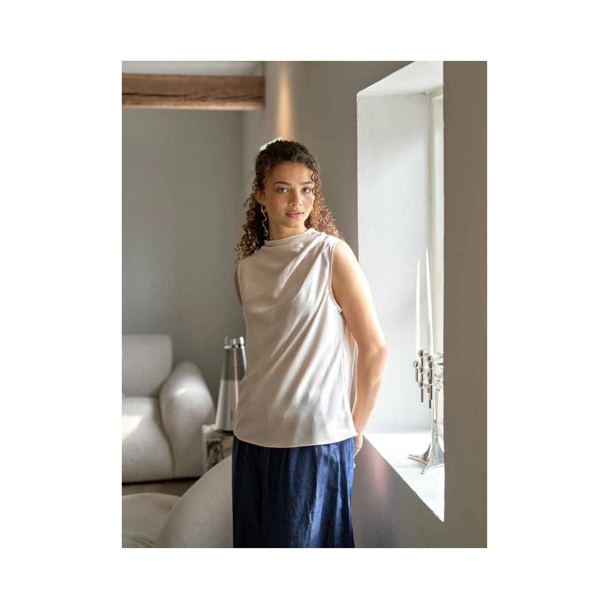 Isola Drapy Satin Top - Creme