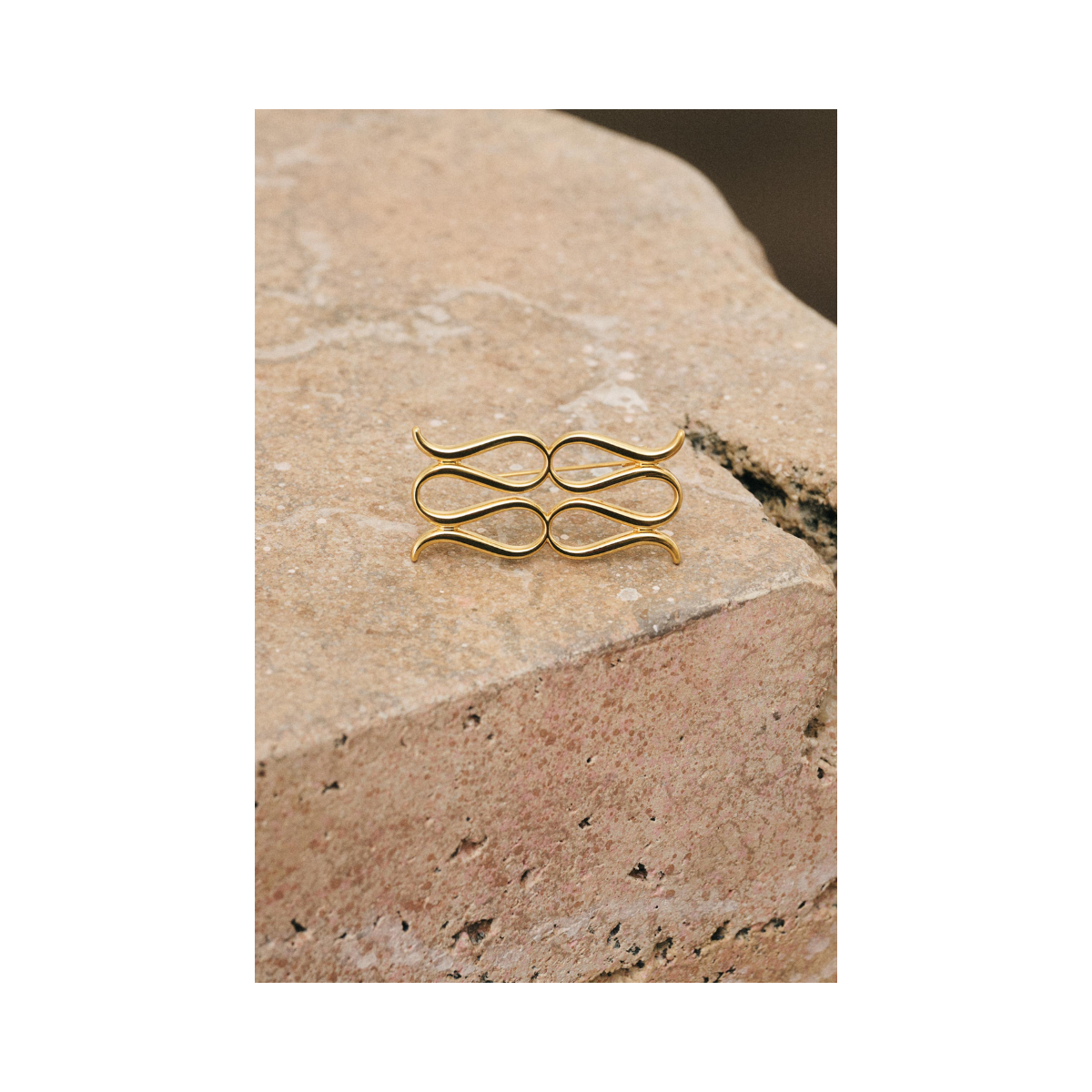 Monogram Brooch - Gold Metallic