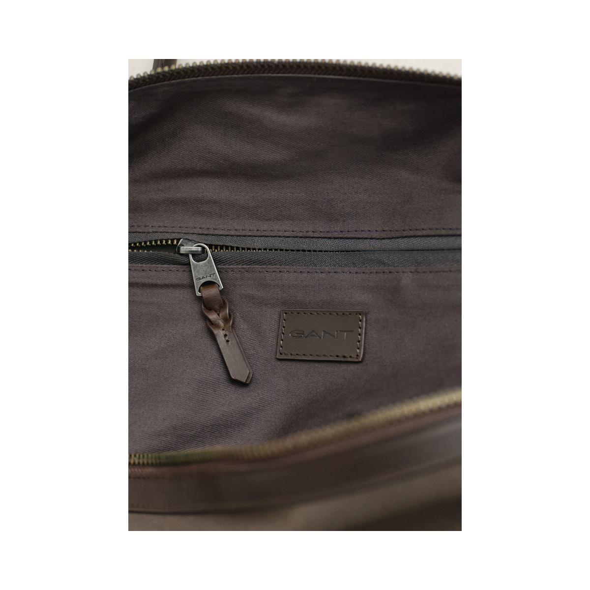 Modern Premium Duffle Bag - Faded Taupe