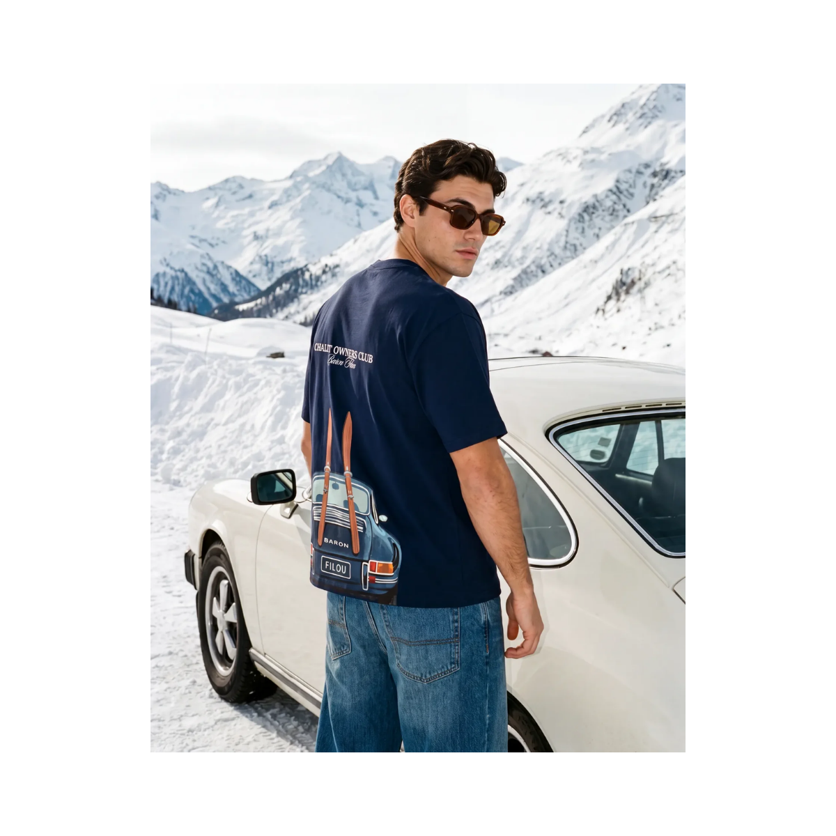 Car With Skis - Oxford Blue