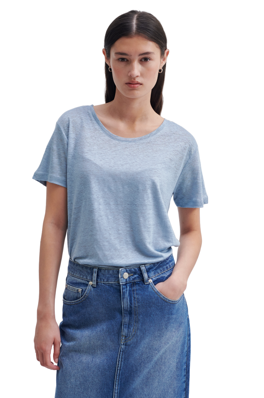 Peony O-Neck Tee - Blue