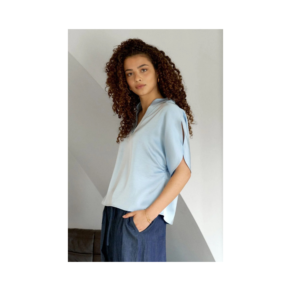Anelle Heavy Sateen Blouse - Light Blue