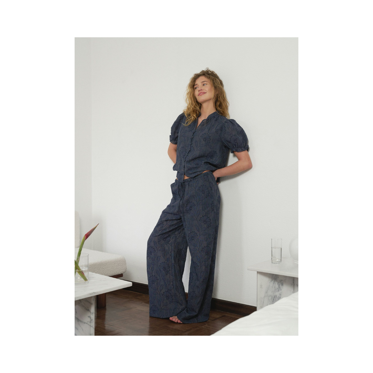 Heifa Flower Stripe Pants - Dark Blue