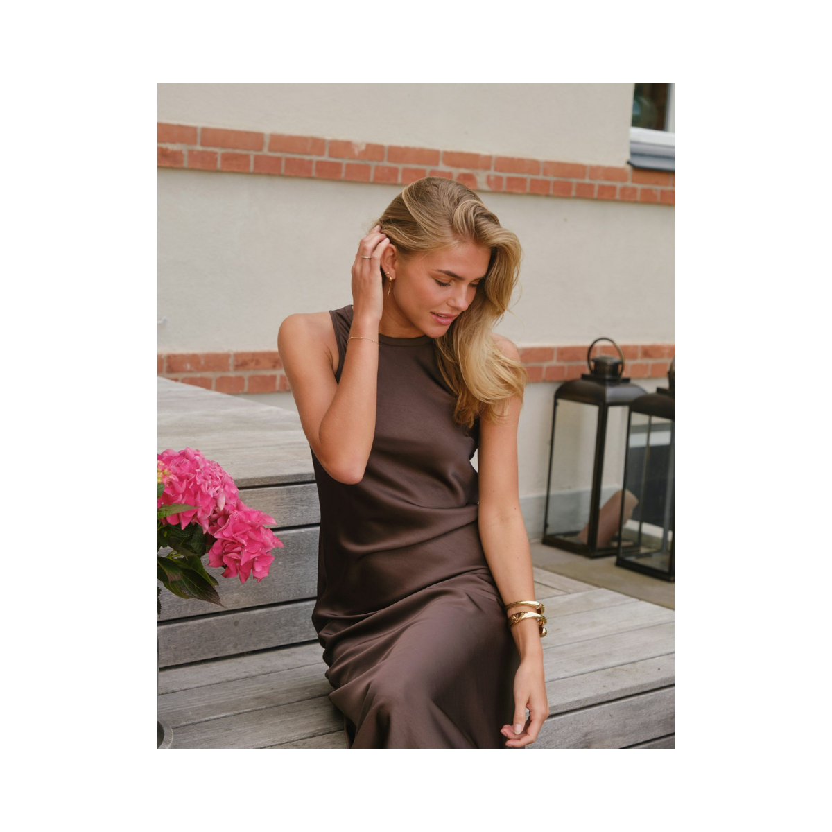 Celinie Heavy Sateen Dress - Dark Brown