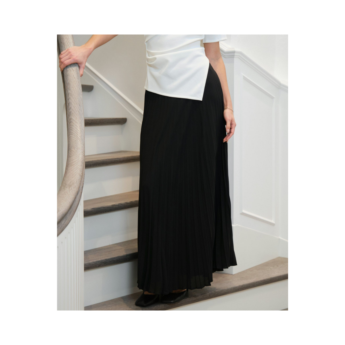 Boni Simple Plisse Skirt - Black