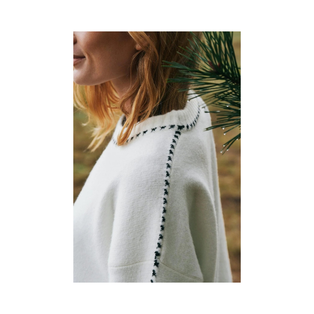 Roeme Knit Stitch Blouse - White