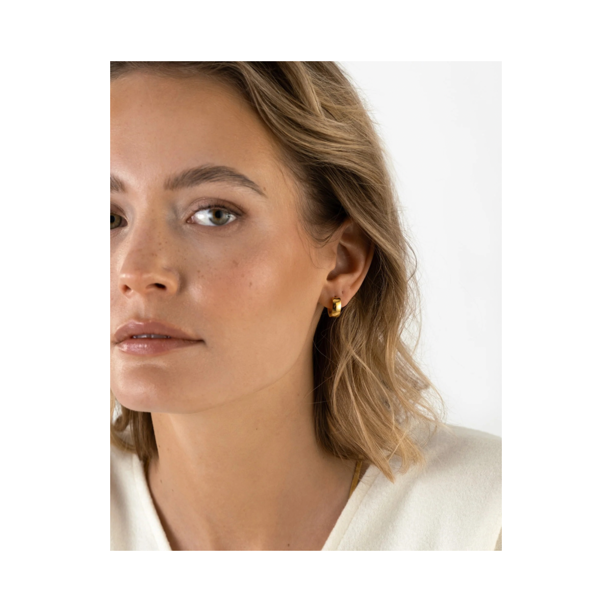 Chunky Gold Hoops Small - Gold